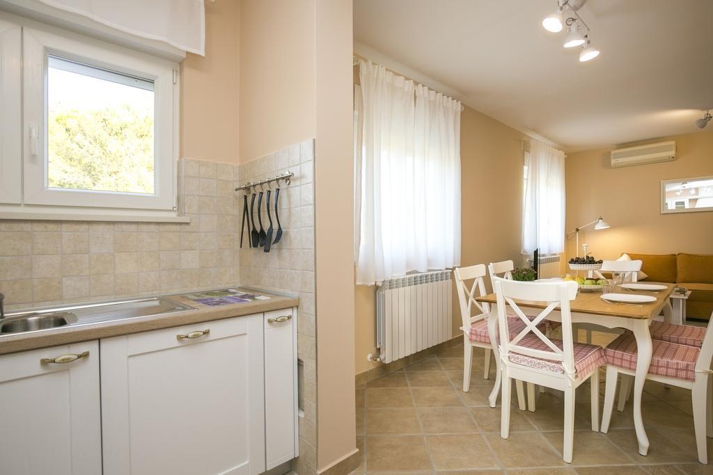 Villa Ivana Лабин Екстериор снимка